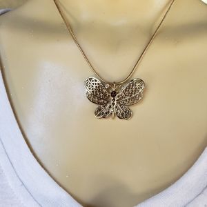 Gold Tone Butterfly Necklack With Rhinestones